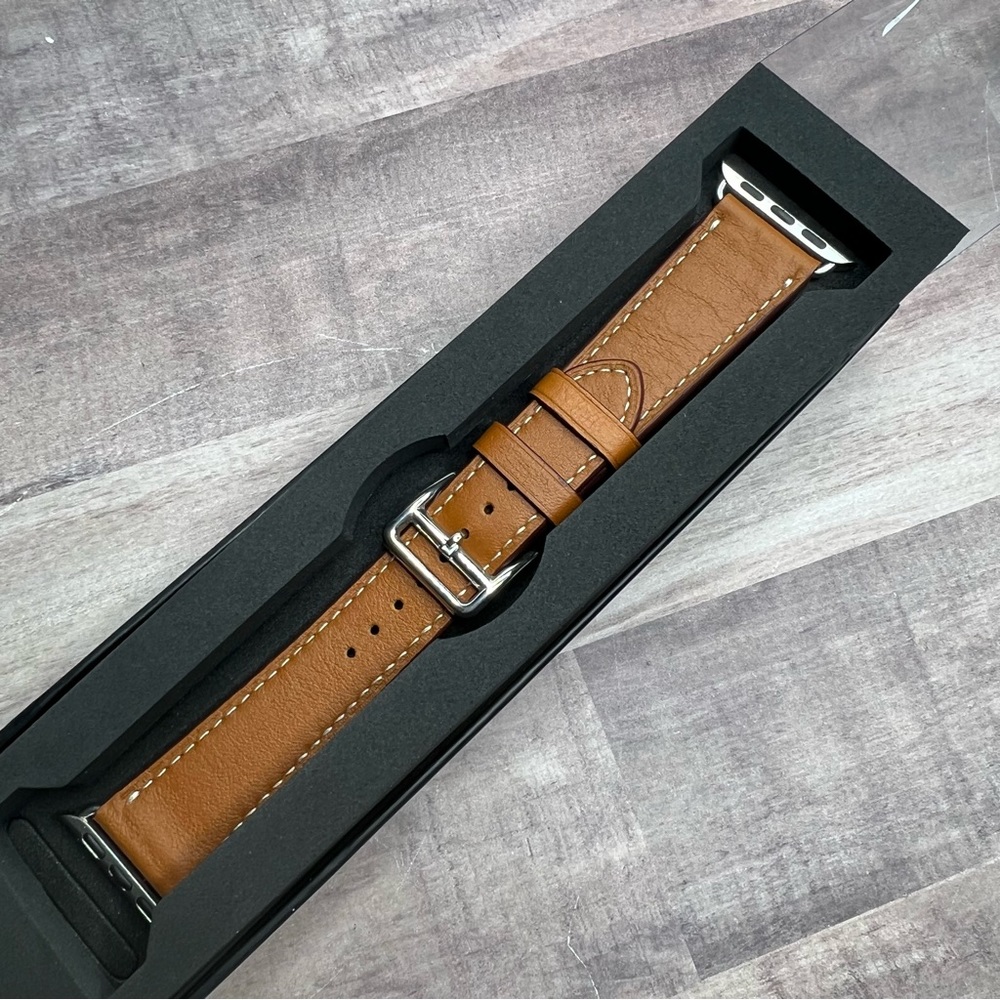 Brown Leather Apple Watch Band